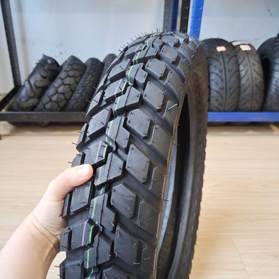 Qingdao Port 110 90 17 Motorfietsband met een rubbergehalte van 35%-55%