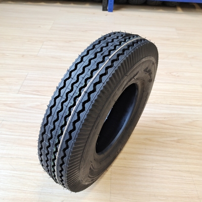 Zwarte 4.00-8 Bajaj driewielerband voor motorfiets gemaakt van natuur rubber staal nylon