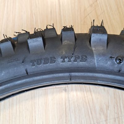 80/100-21 Natural Rubber Motorcycle Tire De perfecte balans tussen prestaties en duurzaamheid