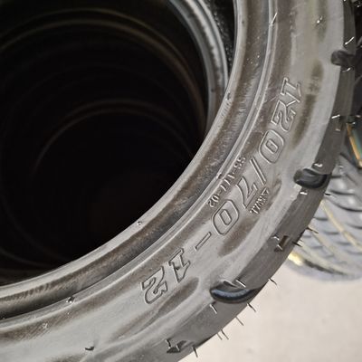 12 inch 13 inch driewielband 120/70/12 120/80/12 120/90/12 130/70/12 voor Qingdao Port