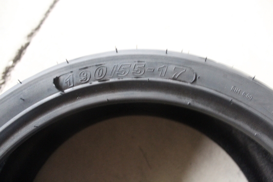 Hoog laadvermogen bandenhuls 17 inch Motorfietsbanden 190/50-17 190/55-17 200/50-17