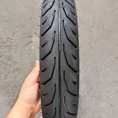 Qingdao laadhaven Natrual Rubber 17 inch 90/90-17 8 laag snelheid motorfiets band gemaakt