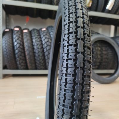 250-17 8PR Ply Rating Motorfietsbanden Japan Flat Racebanden voor uw voordeel