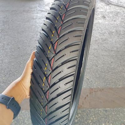 4.2kg Gewicht Motorfietsband van zacht rubber 100/90/18 120/80/17 100/90-17 120/70/17 909017