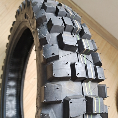 High Speed Motorcycle Tires 110/90-18 voor de Afrikaanse markt Levertijd binnen 25 dagen
