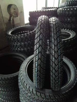 Ervaar ongeëvenaarde prestaties met 3.00-18 motorfietsband en inwendige buis