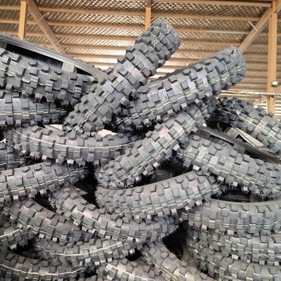 120/80-18 Motorfietsband met 35% tot 45% rubbergehalte en TL 6,5 kg
