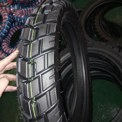 Laad Port Qingdao van Super Motorcycle Tire 110/90-18 met Natural Rubber Nylon