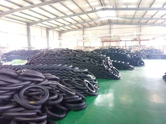 Laad Port Qingdao van Super Motorcycle Tire 110/90-18 met Natural Rubber Nylon