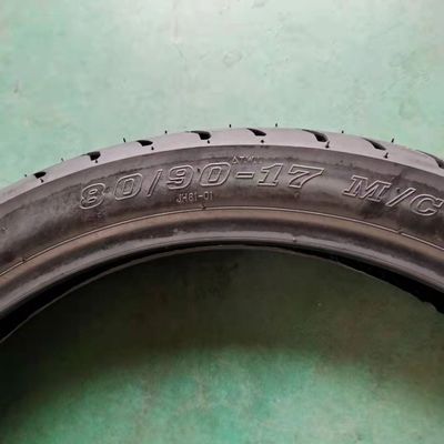 80/90-17 Motorfietsband en -buis geschikt voor Filippijnse wegomstandigheden