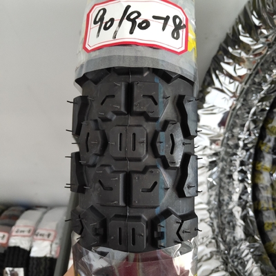 Super 110/90-18 Rubber motorfietsband voor en OEM aanvaarding 3.5 kg gewicht