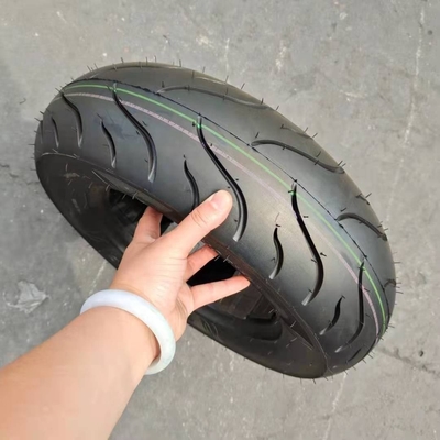 35% tot 55% rubbergehalte Motorfietsband 130/90-10 6Pr buisloos voor de Afrikaanse markt