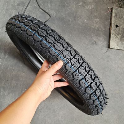 5000 stuks per dag Populaire motorfietsband 90/90-18 met treksterkte 10.5