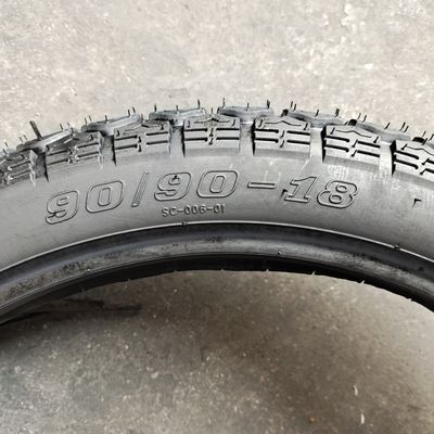 5000 stuks per dag Populaire motorfietsband 90/90-18 met treksterkte 10.5