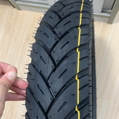 35% tot 55% rubbergehalte Motorfietsband 90/90-17 met 10000 stuks per dag Productiecapaciteit