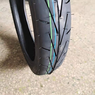 Zwarte ronde banden voor motorfietsen Qingdao Port Levering binnen 25 dagen