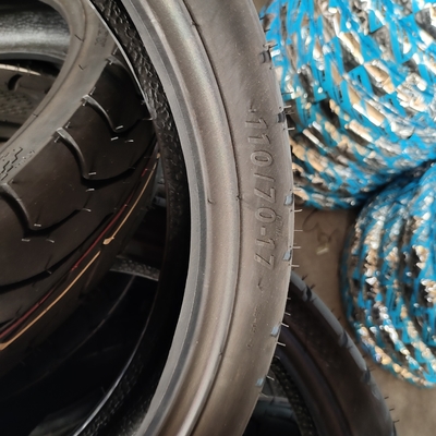 110/70-17 Motorfietsband 110/70/17 Patroonbandkas voor de Zuid-Amerikaanse markt