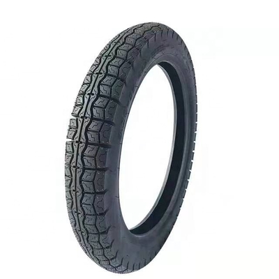 Gemaakt van 2,75-18 motorfietsband met diep patroon en 35% tot 55% rubbergehalte