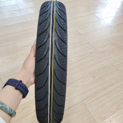 2.8kg 80/90-17 Motorfietsband Tubeless 809017 voor Cambodja Maleisië Filippijnen Markt