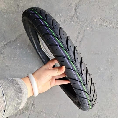 35% tot 55% rubbergehalte Motorfietsband 70/90-17 voor vervanging/reparatie tegen betaalbare prijzen