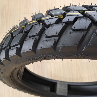 Motorfietsband 3.00-18 35%-55% Rubberinhoud Leveringstermijn Binnen 25 dagen