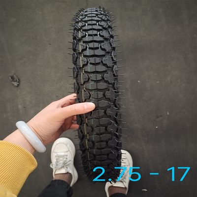 Motorfietsbanden 2.75-17 voor grote prestaties en lange levensduur van 20000 KM gemaakt