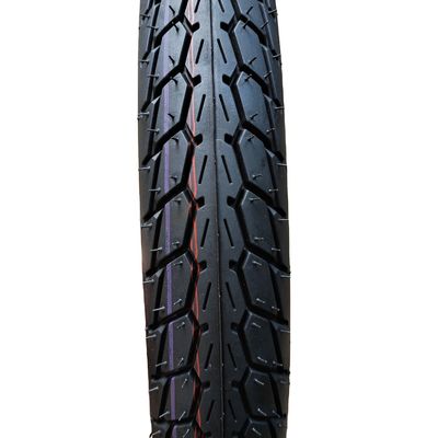 Productiecapaciteit 5000 stuks per dag Motorfietsband 70/100-17 buisloos voor scooter