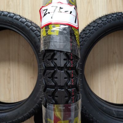 Maxxis 2.75-17 Motorfietsbanden met 6 PR Ply rating en 40% rubbergehalte