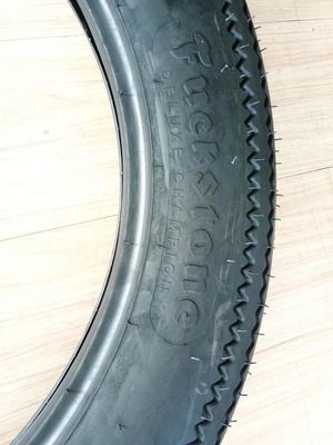 Diep patroon ontwerp Inner Tube Motorcycle banden 4.50-18 4.00-19 voor een gemakkelijke installatie