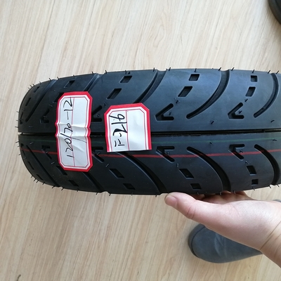 Motorfietsband 120/70-12 buisloos met 35%-55% rubbergehalte uit Qingdao Port