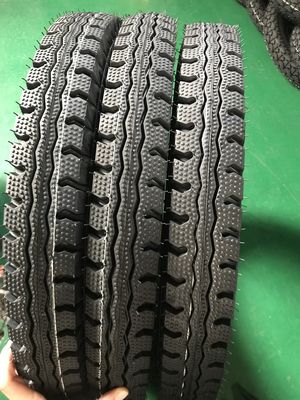 Motorfietsband 18 inch 90/90-18 3.00-18 2.50-18 2.25-18 2.75-18 met natuurlijk rubber