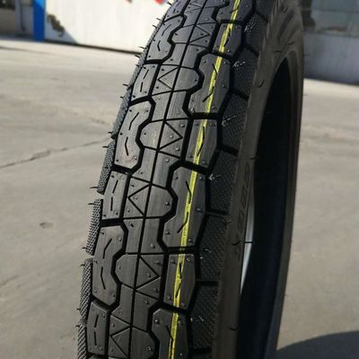3.00-17 Motorfietsband met een levensduur van 20000 km en een productiecapaciteit van 5000 stuks per dag