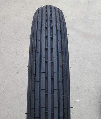 3.00-17 Motorfietsband met een levensduur van 20000 km en een productiecapaciteit van 5000 stuks per dag