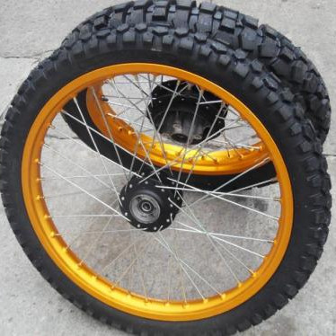 Langdurige motorfietsbanden van de haven van Qingdao 275-18 met 35% tot 55% rubbergehalte