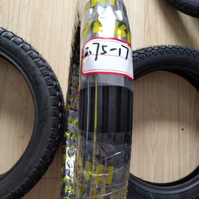 Qingdao Port Loading 17 Inch 275-17 Motorcycle band en buis met 20000 KM werktijd