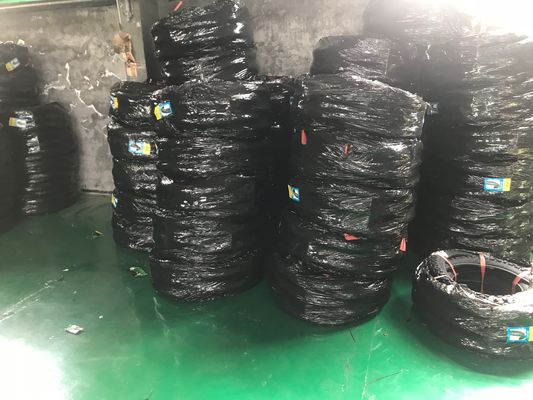 Natuur rubber staal nylon materiaal 130/60-13 Tl buisloze band voor scooters