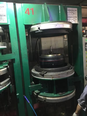 4.00-8 Bandgrootte Tuk Tuk MRF Driewielerbuisband voor vervanging/reparatie