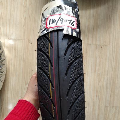 Hoge capaciteit 110/90-16 motorfietsbanden voor dagelijkse productie van 10000 stuks