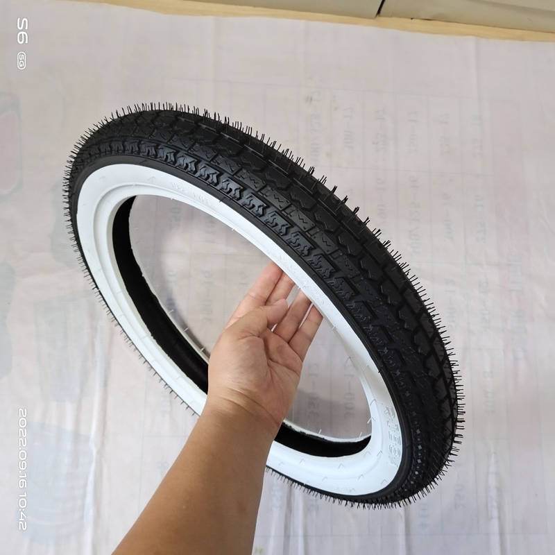35% tot 55% rubbergehalte Witte wandband 2.75-16 voor de Europese markt