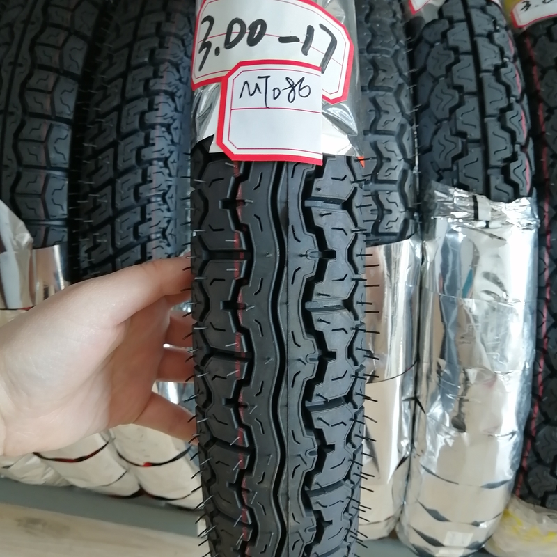 Lichte 17 inch motorfietsbanden 2.75-17 3.00-17 90/90-17 100/90-17 120/80-17