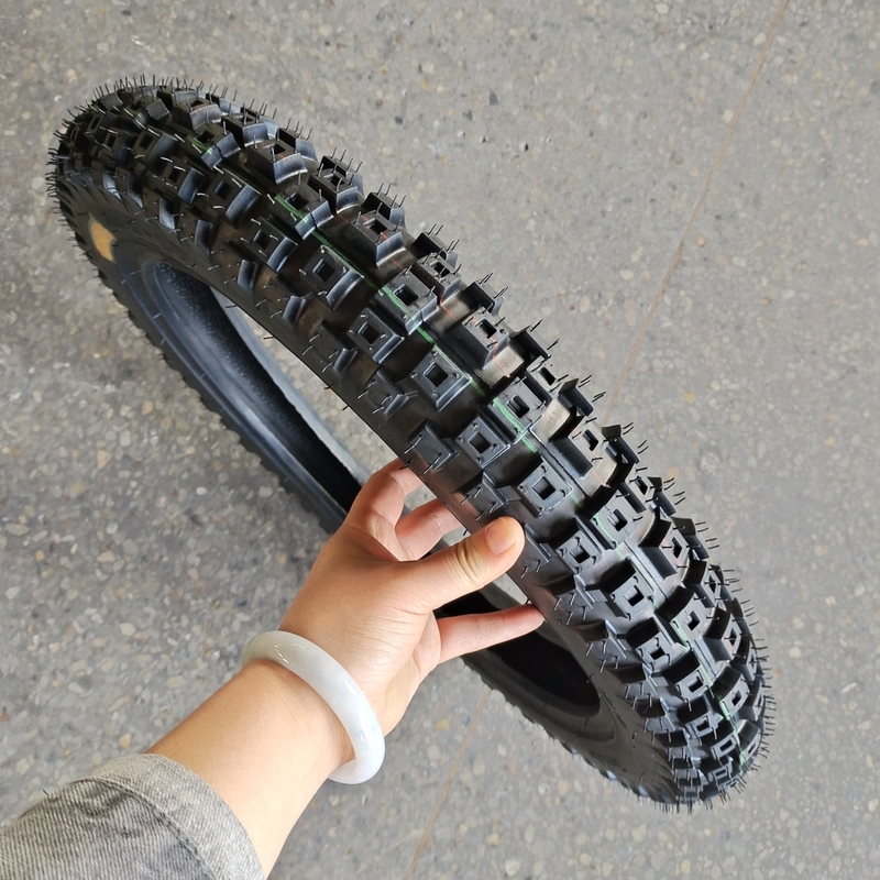 Levering Motorfietsband 3.00-17 met natuur rubber staal nylon grondstof