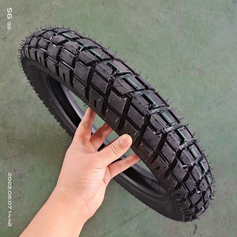 Acceptabele OEM-rubberen motorfietsband 80/100-14 voor garantie op banden