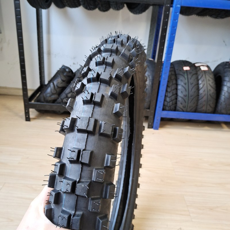 80/100-21 Natural Rubber Motorcycle Tire De perfecte balans tussen prestaties en duurzaamheid