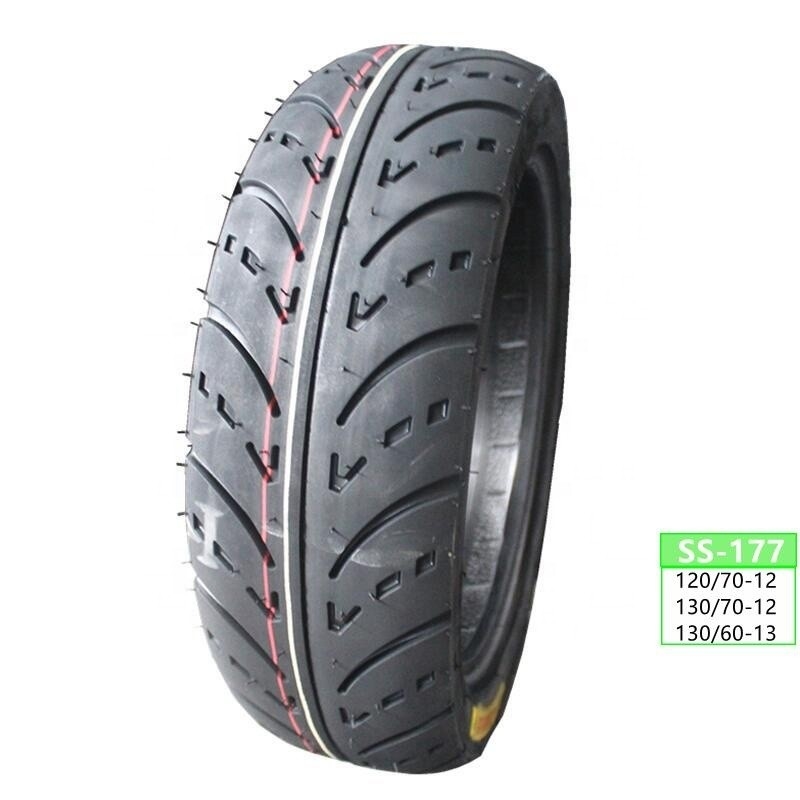 120/70/12 130/70/12 130/60/13 Rubberen motorfiets scooter buisloze band 1207012 1307012
