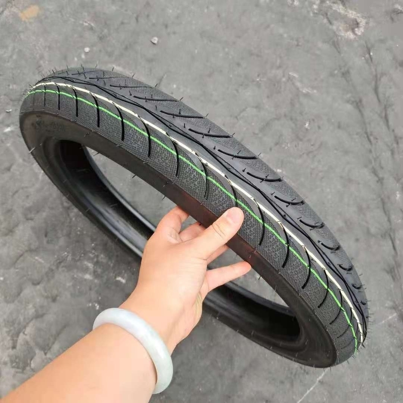 2.75-18 Motorfietsbanden met bandenhoes en 35% tot 55% rubbergehalte
