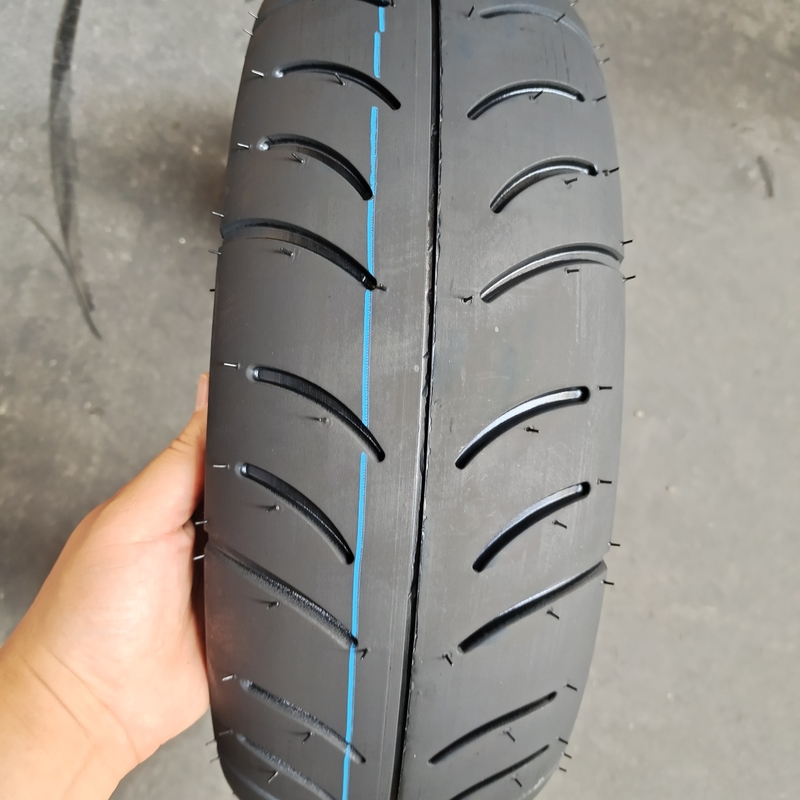Treksterkte 10,5 Motorfietsband/band 130/60-13 TL voor en productiecapaciteit
